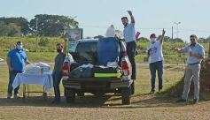 Foto de la galería: Clemente Rodríguez participó de la clínica de fútbol presentada por la EBY