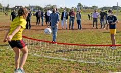Foto de la galería: Clemente Rodríguez participó de la clínica de fútbol presentada por la EBY