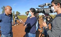 Foto de la galería: Clemente Rodríguez participó de la clínica de fútbol presentada por la EBY