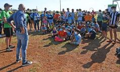 Foto de la galería: Clemente Rodríguez participó de la clínica de fútbol presentada por la EBY