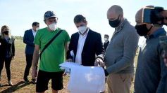 Foto de la galería: Clemente Rodríguez participó de la clínica de fútbol presentada por la EBY