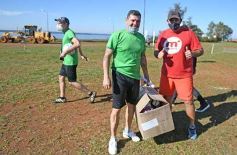 Foto de la galería: Clemente Rodríguez participó de la clínica de fútbol presentada por la EBY