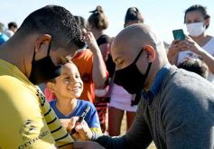 Foto de la galería: Clemente Rodríguez participó de la clínica de fútbol presentada por la EBY