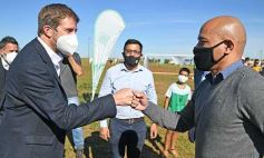 Foto de la galería: Clemente Rodríguez participó de la clínica de fútbol presentada por la EBY