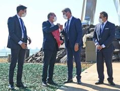 Foto de la galería: El Gobernador de San Juan participó del reconocimiento de Misiones al personal de salud