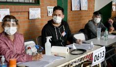 Foto de la galería: Misiones abrió el calendario electoral 2021 con estricto protocolo sanitario