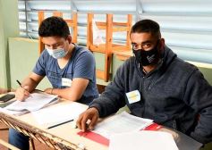 Foto de la galería: Misiones abrió el calendario electoral 2021 con estricto protocolo sanitario