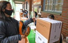 Foto de la galería: Misiones abrió el calendario electoral 2021 con estricto protocolo sanitario