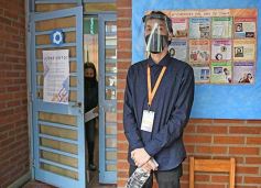 Foto de la galería: Misiones abrió el calendario electoral 2021 con estricto protocolo sanitario