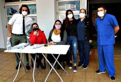 Foto de la galería: Inició la campaña de vacunación a empleados de comercio y afines en Misiones