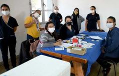 Foto de la galería: Inició la campaña de vacunación a empleados de comercio y afines en Misiones