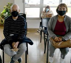 Foto de la galería: Inició la campaña de vacunación a empleados de comercio y afines en Misiones