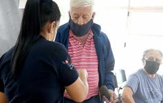 Foto de la galería: Inició la campaña de vacunación a empleados de comercio y afines en Misiones