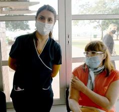 Foto de la galería: Inició la campaña de vacunación a empleados de comercio y afines en Misiones