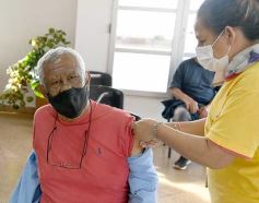 Foto de la galería: Inició la campaña de vacunación a empleados de comercio y afines en Misiones