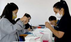 Foto de la galería: Inició la campaña de vacunación a empleados de comercio y afines en Misiones