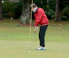 Foto de la galería: Campeonato de Golf por el día del Padre en el Tacurú