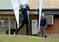 Foto de la galería: Campeonato de Golf por el día del Padre en el Tacurú