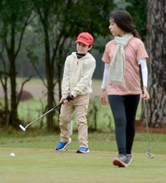 Foto de la galería: Campeonato de Golf por el día del Padre en el Tacurú