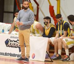 Foto de la galería: Revés para Tokio en la primera noche de cuadrangular del Torneo Federal
