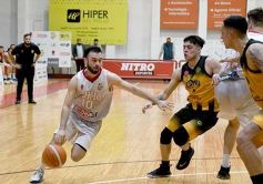 Foto de la galería: Al japonés no le alcanzó y volvió a caer en casa