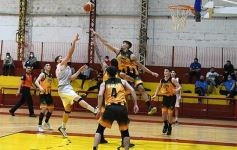 Foto de la galería: Al japonés no le alcanzó y volvió a caer en casa