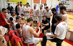 Foto de la galería: Al japonés no le alcanzó y volvió a caer en casa