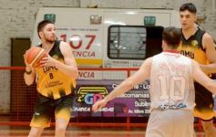 Foto de la galería: Al japonés no le alcanzó y volvió a caer en casa