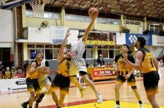 Foto de la galería: Al japonés no le alcanzó y volvió a caer en casa