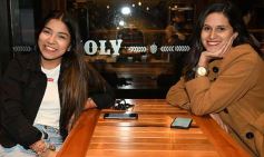 Foto de la galería: Noche de viernes en Holy Posadas