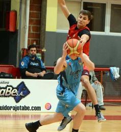Foto de la galería: Tokio dejó todo en la cancha y se despidió del Torneo Federal de Básquet