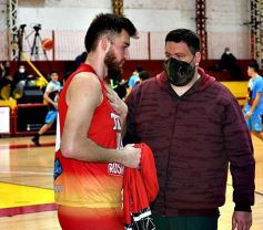 Foto de la galería: Tokio dejó todo en la cancha y se despidió del Torneo Federal de Básquet