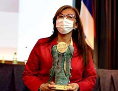 Foto de la galería: Otorgaron el "Ángel de la Selva" a trabajadoras de la salud provincial