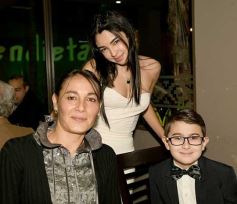 Foto de la galería: Felicidad compartida en los 15 años de Brenda