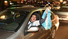 Foto de la galería: Caravana y celebración albiceleste en la costanera posadeña