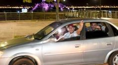 Foto de la galería: Caravana y celebración albiceleste en la costanera posadeña