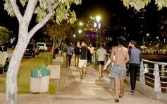 Foto de la galería: Caravana y celebración albiceleste en la costanera posadeña