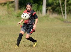 Foto de la galería: Bienvenida y distinción a representantes misioneras del fútbol femenino nacional