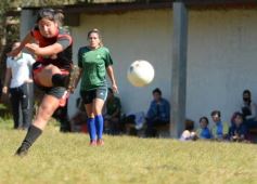 Foto de la galería: Bienvenida y distinción a representantes misioneras del fútbol femenino nacional