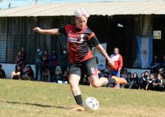 Foto de la galería: Bienvenida y distinción a representantes misioneras del fútbol femenino nacional