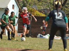 Foto de la galería: Bienvenida y distinción a representantes misioneras del fútbol femenino nacional