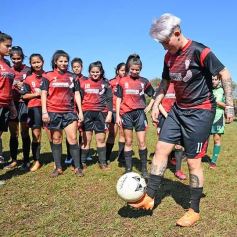 Foto de la galería: Bienvenida y distinción a representantes misioneras del fútbol femenino nacional