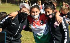 Foto de la galería: Bienvenida y distinción a representantes misioneras del fútbol femenino nacional