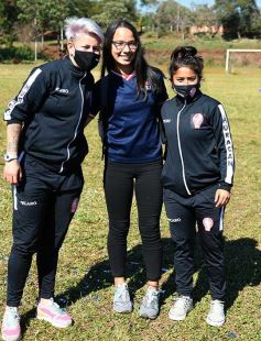 Foto de la galería: Bienvenida y distinción a representantes misioneras del fútbol femenino nacional