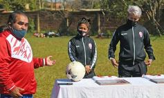 Foto de la galería: Bienvenida y distinción a representantes misioneras del fútbol femenino nacional