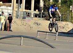 Foto de la galería: Deporte, encuentro y río, en el nuevo circuito costero de la EBY