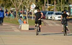 Foto de la galería: Deporte, encuentro y río, en el nuevo circuito costero de la EBY