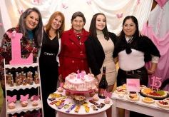 Foto de la galería: Fiesta en familia por los 15 años de Luna Guadalupe