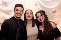 Foto de la galería: Fiesta en familia por los 15 años de Luna Guadalupe