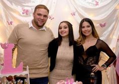 Foto de la galería: Fiesta en familia por los 15 años de Luna Guadalupe